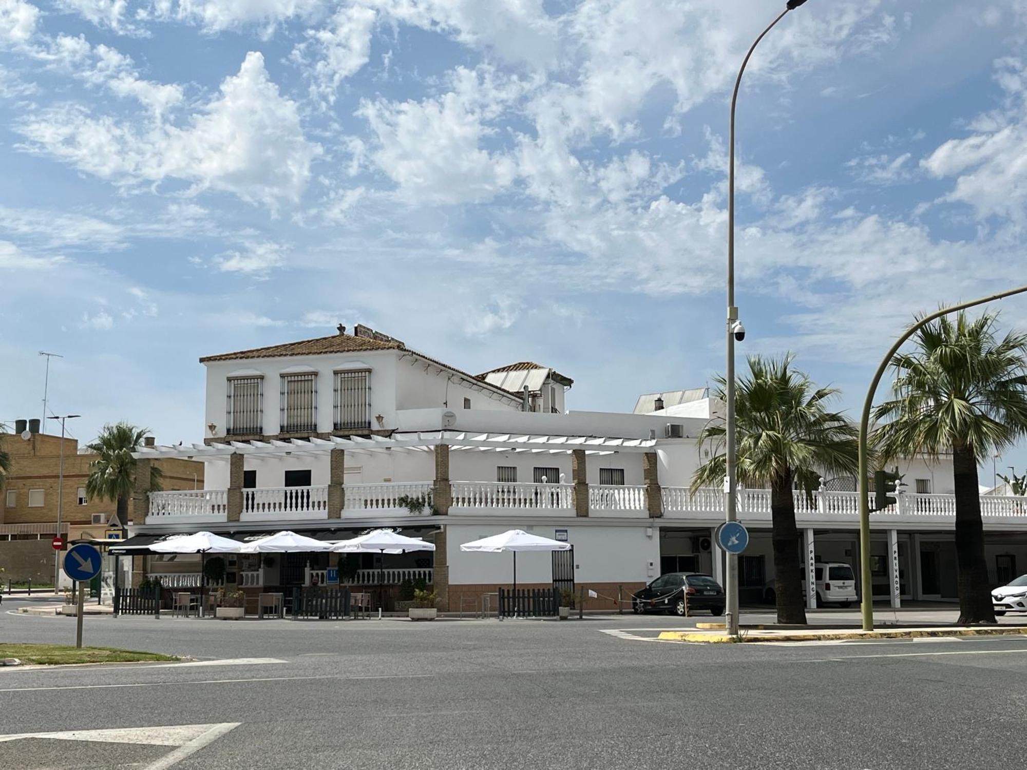 Hotel Restaurante Via Sevilla - Cadiz By Ma 22 Puntos El Cuervo  Exterior foto